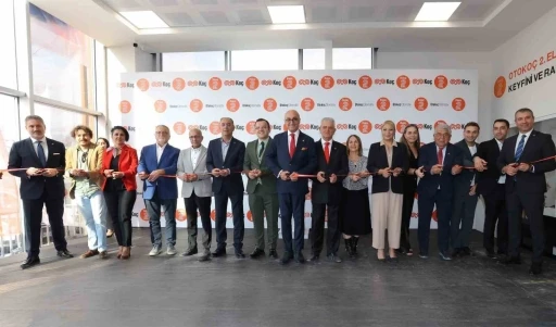 Depremin yaralarının sarıldığı Hatay&rsquo;da Otoko&ccedil; 2. El&rsquo;in bayisi a&ccedil;ıldı
