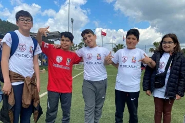 Depremzede &ccedil;ocuklar U12 Cup&rsquo;ta
