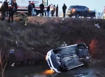 İneg&ouml;l'de dereye  u&ccedil;an ara&ccedil;taki 2 kadın yaralandı!