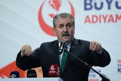 Destici: PKK, Suriye&rsquo;nin &uuml;&ccedil;te birini kendine istemektedir