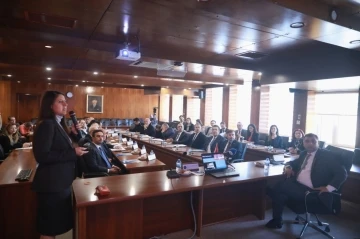 DE&Uuml; Danışma Kurulu&rsquo;nda iş birliği fırsatları ele alındı
