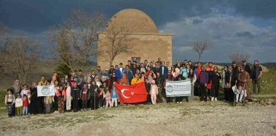 Develi Dağcılık ve Kayak Kul&uuml;b&uuml;&rsquo;nden &lsquo;Hıdırellez&rsquo; y&uuml;r&uuml;y&uuml;ş&uuml;
