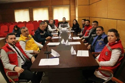 Devlet Hastanesi&rsquo;nde ger&ccedil;ek&ccedil;i yangın tatbikatı
