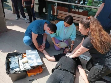 Devlet Hastanesinde ger&ccedil;eğini aratmayan afet ve acil durum tatbikat
