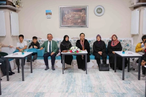 Devlet korumasındaki &ccedil;ocuklar m&uuml;ft&uuml;l&uuml;ğ&uuml; ziyaret edip Bayburt&rsquo;u gezdiler
