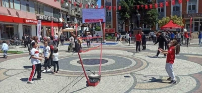 Devrek&rsquo;te d&uuml;zenlenen spor etkinlikleri b&uuml;y&uuml;k ilgi g&ouml;rd&uuml;
