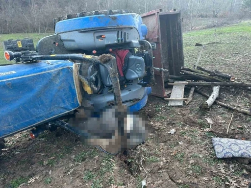 Trakt&ouml;r devrildi, altında kalan s&uuml;r&uuml;c&uuml; hayatını kaybetti