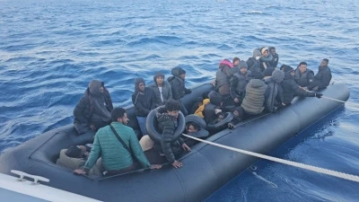 Didim&rsquo;de 42 d&uuml;zensiz g&ouml;&ccedil;men kurtarıldı
