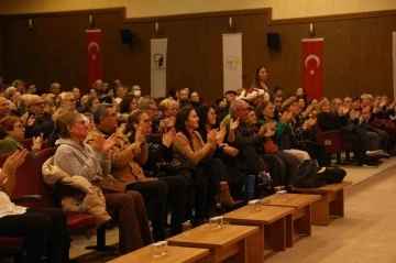 Didim&rsquo;de tiyatro etkinlikleri devam ediyor
