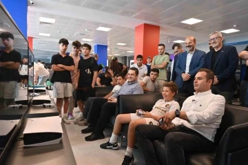 Dijital Gen&ccedil;lik Merkezinde &lsquo;Yaza Merhaba Şenlikleri&rsquo; d&uuml;zenlendi
