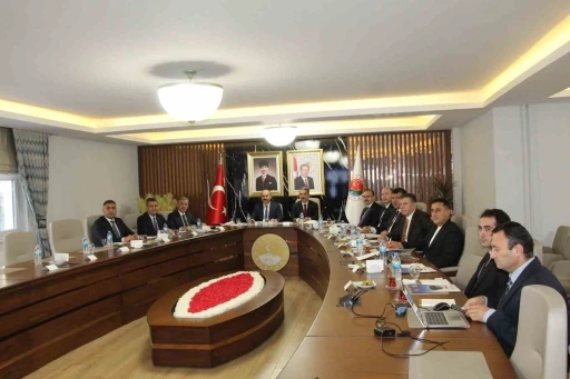 DİKA y&ouml;netim kurulu toplantısını Şırnak&rsquo;ta yaptı
