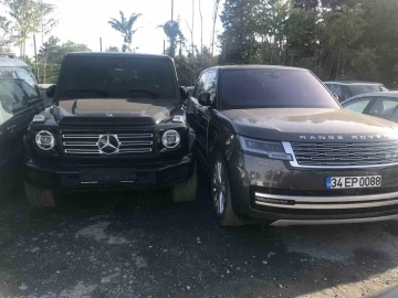 Dilan ve Engin Polat &ccedil;iftinin ara&ccedil;ları yediemin otoparkına &ccedil;ekildi
