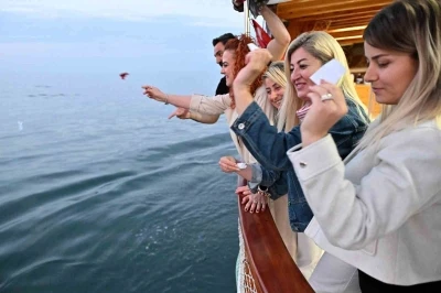 Dilekler Akdeniz&rsquo;in maviliklerine uğurlandı
