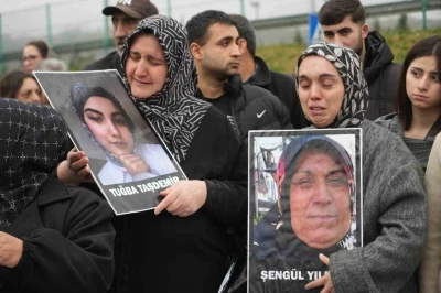 Dilovası'nda 7 kişinin &ouml;ld&uuml;ğ&uuml; yangın davasında aileler g&ouml;zyaşlarına boğuldu