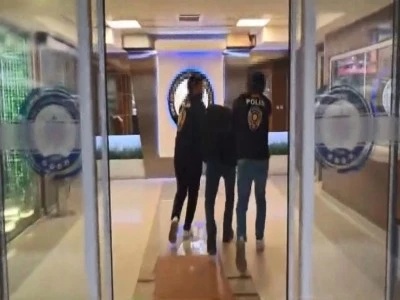  Dini duyguları istismar ederek dolandırıcılık