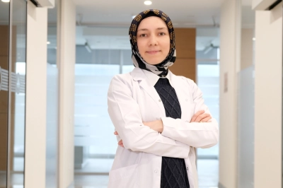 Diş Eti &Ccedil;ekilmesinin En B&uuml;y&uuml;k Sebebi Diş Taşı!