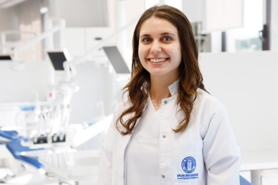 Diş K&ouml;k&uuml; İltihabını İhmal Etmeyin!