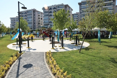Dişbudak Parkı Hizmete A&ccedil;ıldı