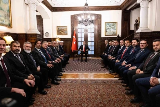 Dışişleri Bakanı Fidan, Batı Trakya T&uuml;rk Azınlığı Danışma Kurulu &uuml;yeleriyle bir araya geldi
