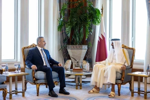Dışişleri Bakanı Fidan, Katar Emiri Al Thani ile g&ouml;r&uuml;şt&uuml;