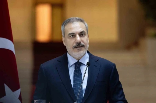 Dışişleri Bakanı Fidan: "Askeri harekat olmasını istemiyorsanız, PKK&rsquo;lı y&ouml;netim kadrosunun &uuml;lkeyi terk etmesi gerekiyor"

