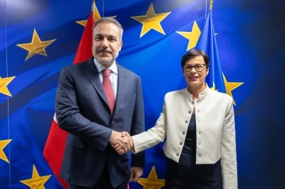 Dışişleri Bakanı Hakan Fidan, Bel&ccedil;ika&rsquo;da AB Komiseri Kos ile g&ouml;r&uuml;şt&uuml;