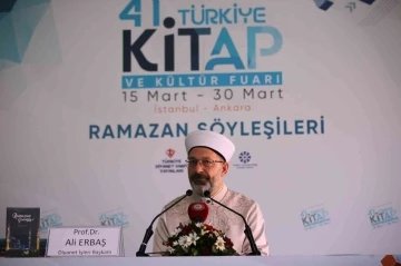 Diyanet İşleri Başkanı Erbaş, İstanbul&rsquo;da s&ouml;yleşi ve imza g&uuml;n&uuml;ne katıldı
