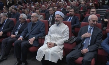 Diyanet İşleri Başkanı Erbaş Ustalara Saygı Paneli&rsquo;ne katıldı
