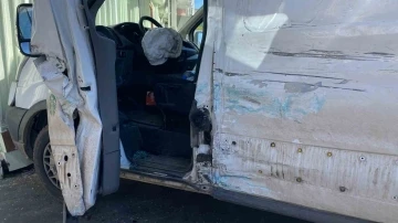 Diyarbakır&rsquo;da 4 aracın karıştığı kazada 13 kişi yaralandı
