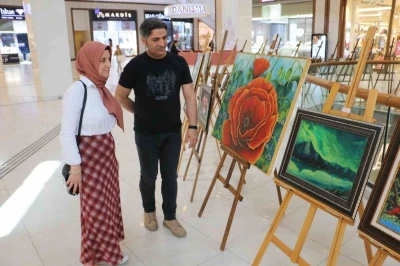 Diyarbakır&rsquo;da &lsquo;&Ouml;ğretmen Renkleri&rsquo; resim sergisi a&ccedil;ıldı
