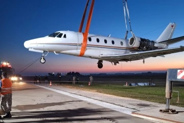 Diyarbakır&rsquo;da pistten &ccedil;ıkan &ouml;zel jet kaldırıldı
