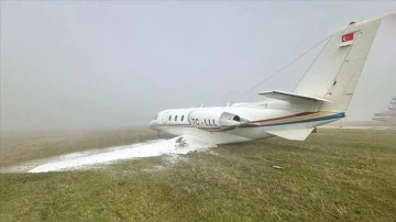 Diyarbakır Havalimanı'nda &ouml;zel jet pistten &ccedil;ıktı