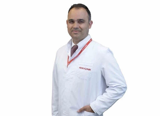 Do&ccedil;. Dr. Nazmi &Ouml;zer: &ldquo;Her 100 kadından 12&rsquo;si meme kanserine yakalanıyor&rdquo;
