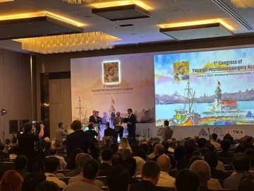 Do&ccedil;. Dr. Şahin&rsquo;e yılın en iyi gen&ccedil; beyin cerrahı &ouml;d&uuml;l&uuml;
