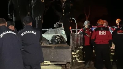  Doğa y&uuml;r&uuml;y&uuml;ş&uuml;nde kaybolan m&uuml;d&uuml;r yardımcısının cansız bedeni bulundu