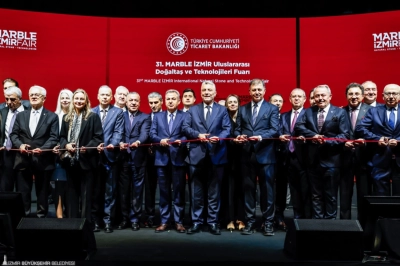 Doğal Taşın Kalbi İzmir&rsquo;de Atıyor
