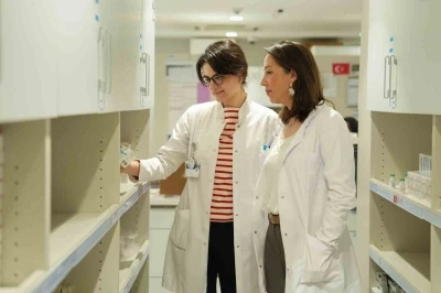 Doğru ila&ccedil;, doğru tedavi: Eczacılar sağlık sisteminin merkezinde
