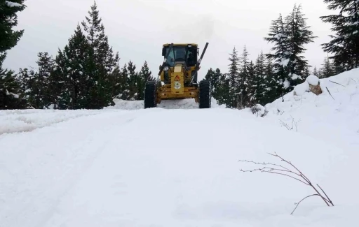 Doğu Akdeniz&rsquo;de &rsquo;karla karışık yağmur ve kar yağışı&rsquo; uyarısı
