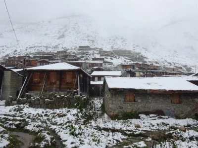 Doğu Karadeniz'in y&uuml;ksekleri beyaza b&uuml;r&uuml;nd&uuml;