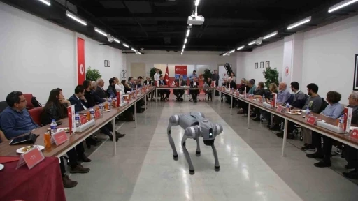 Doğuş &Uuml;niversitesi robotik inovasyonun merkezi olmaya hazırlanıyor
