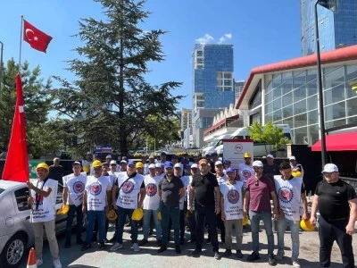 Doruk Madencilik iş&ccedil;ileri şirket &ouml;n&uuml;nde eylem başlattı