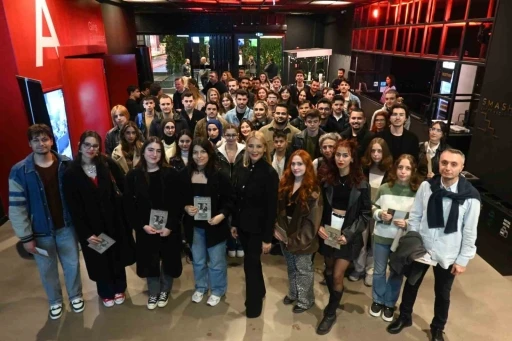 DOSABSİAD&rsquo;dan &uuml;niversite &ouml;ğrencilerine cumhuriyet etkinliği