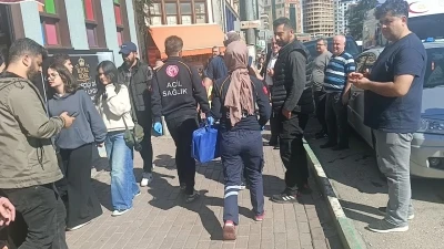 D&ouml;vmecilerin 'm&uuml;şteri' kavgası; 4 yaralı