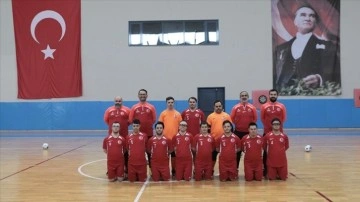 Down Sendromlu Futsal Milli Takımı, altın madalya i&ccedil;in g&uuml;&ccedil; depoluyor