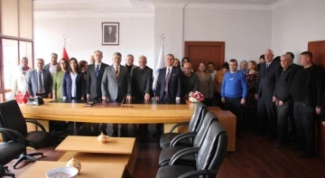 DP&Uuml; KSBMYO&rsquo;da devir teslim t&ouml;reni
