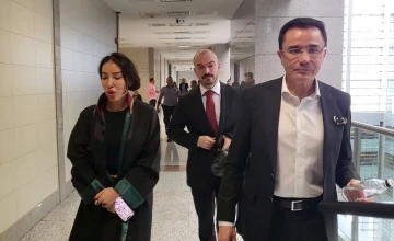 Dr. Ender Sara&ccedil;&rsquo;ın oğluna &lsquo;cinsel istismar&rsquo; su&ccedil;undan yargılanmasına devam edildi
