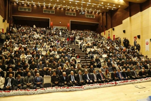 Dr. Mustafa &Ccedil;alık &ouml;l&uuml;m&uuml;n&uuml;n 1. Yıld&ouml;n&uuml;m&uuml;nde G&uuml;m&uuml;şhane&rsquo;de anıldı
