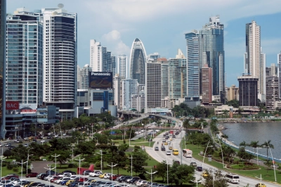 Dubai&rsquo;den &Ccedil;ıkış Eğilimi Hızlandı, Talep Hızlı Pasaport ve Avrupa Oturum Programlarına Kayıyor