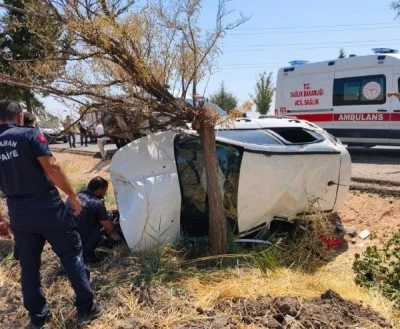 D&uuml;ğ&uuml;n t&ouml;renine giderken kaza: 6 yaralı