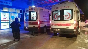 D&uuml;ğ&uuml;n yemeği 3 &ccedil;ocuğu hastanelik etti
